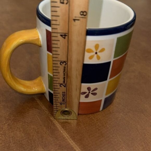 Hausenware Inc. Flower Tile Pattern Ceramic Mug - Picture 5 of 6